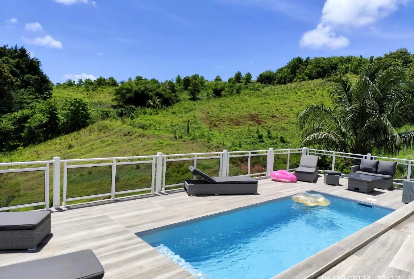 Azur, Bas De Villa Piscine, Vue Mer 라 트리니테 0*,  마르티니크